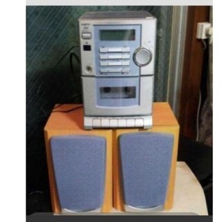 SANYO　DC-DA70 ミニコンポ CDラジオ カセット AM/ FMコンポ