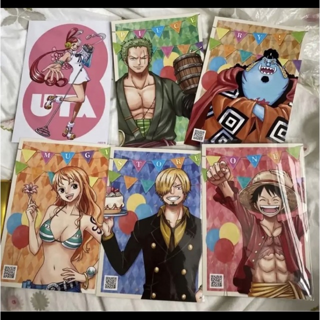 ONE PIECE(ワンピース)のワンピース  ウタ　ルフィ　ロー　ゾロ　サンジ　ナミ　グッズ　セット エンタメ/ホビーのおもちゃ/ぬいぐるみ(キャラクターグッズ)の商品写真