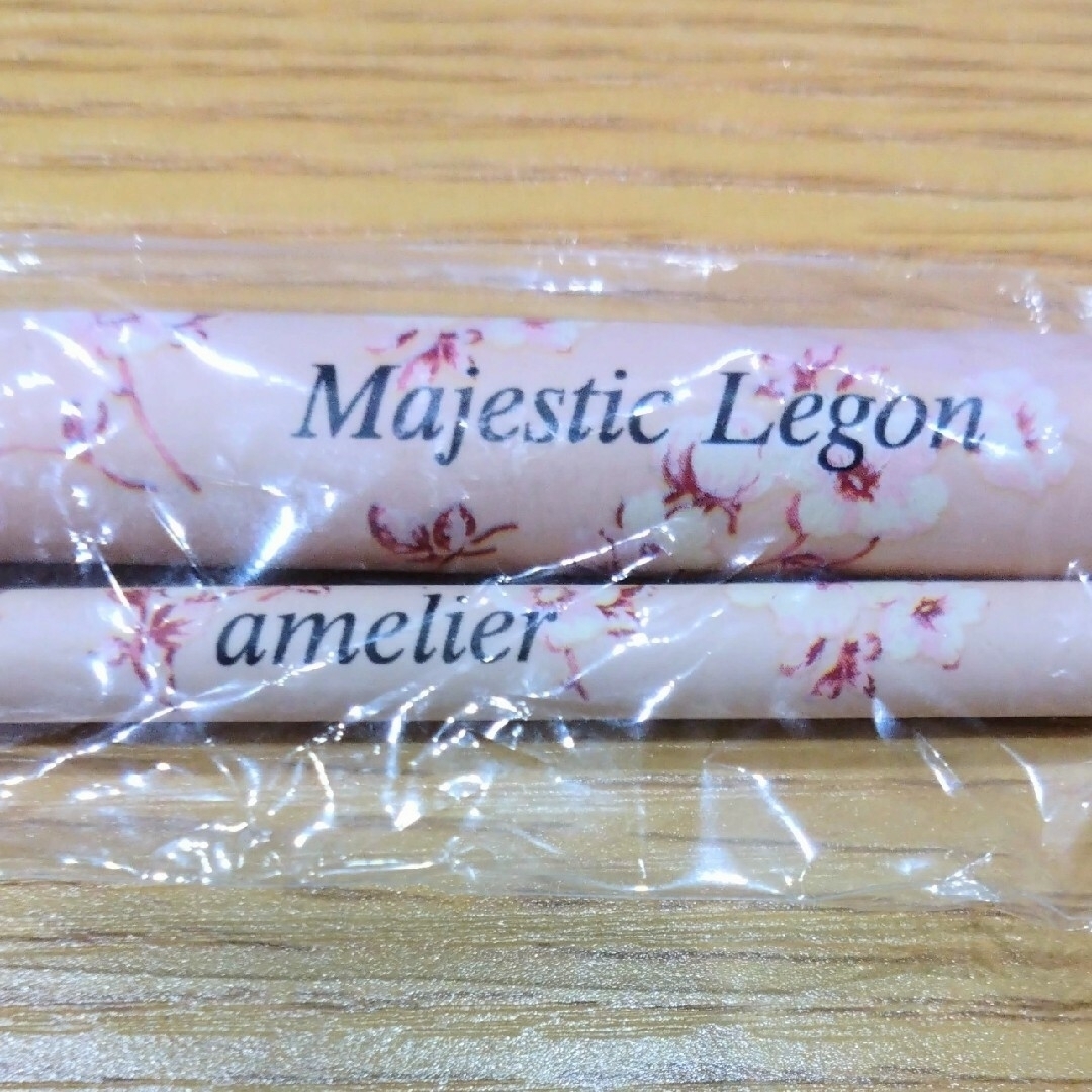 amelier MAJESTIC LEGON(アメリエルマジェスティックレゴン)のマジェスティックレゴン 5点セット コスメ/美容のキット/セット(コフレ/メイクアップセット)の商品写真