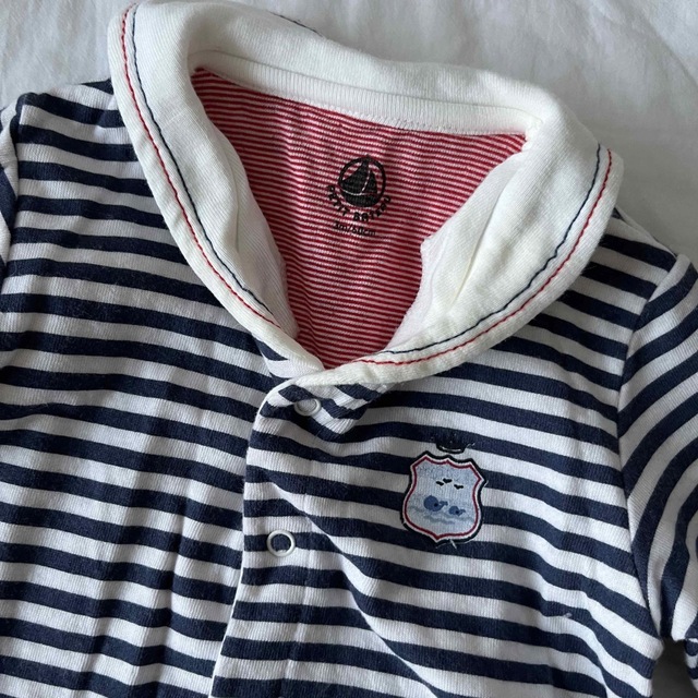 PETIT BATEAU(プチバトー)のプチバトー　新生児　ベビー　ロンパース  ボーダー　セーラー　3m 60 キッズ/ベビー/マタニティのベビー服(~85cm)(カバーオール)の商品写真