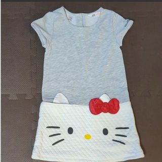 ハローキティ(ハローキティ)の★美品★H&M サンリオワンピース 110cm ハローキティ(Tシャツ/カットソー)