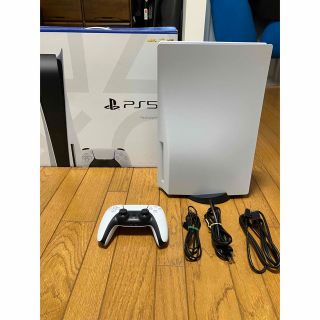 プレイステーション(PlayStation)の中古品　ps5 本体 ディスク版　CFI-1000A01(家庭用ゲーム機本体)