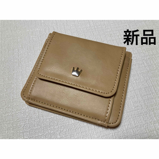 【新品】合皮 ミニ財布 二つ折り財布 レディース メンズ 財布 ベージュ系 レディースのファッション小物(財布)の商品写真
