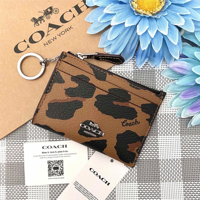 新品☆COACH(コーチ)ブラック アニマル レザー 折り財布