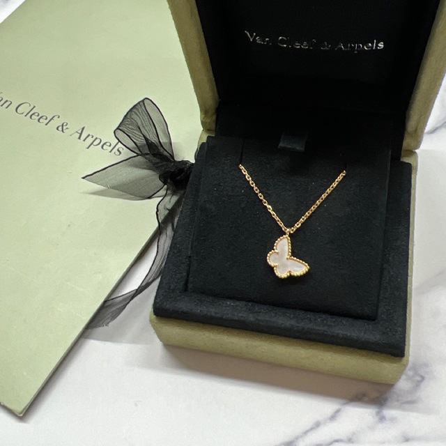 『3年保証』 Van シェル パピヨン スイートアルハンブラ ヴァンクリーフ&アーペル - Arpels & Cleef ネックレス 『3年保証』 Van シェル パピヨン スイートアルハンブラ ヴァンクリーフ&アーペル - Arpels & Cleef ネックレス