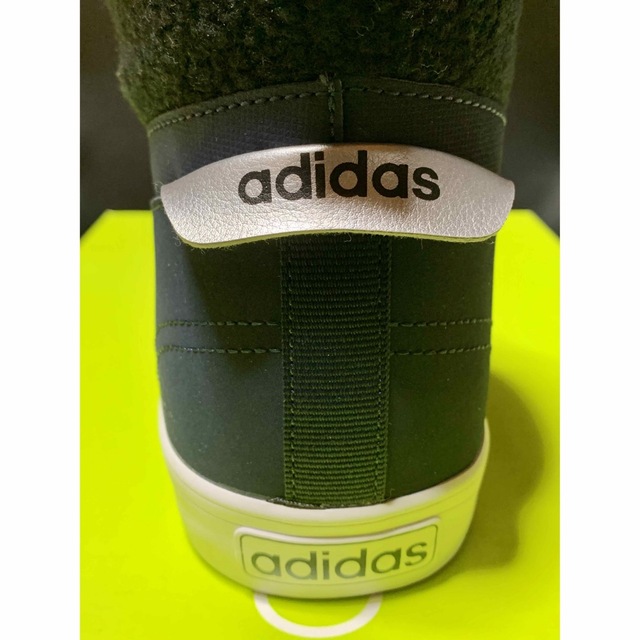 adidas(アディダス)の【新品】 adidas スニーカー 25cm レディースの靴/シューズ(スニーカー)の商品写真