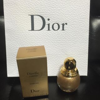 ディオール(Dior)の新品 入手困難ﾟ*✩‧₊˚限定Diorﾟ*✩‧₊˚ゴールドマニキュア(マニキュア)