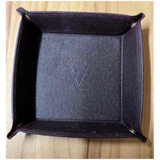 ルイヴィトン(LOUIS VUITTON)のみー様専用- ̗̀ 𖤐ルイヴィトン　アクセサリートレイ(小物入れ)