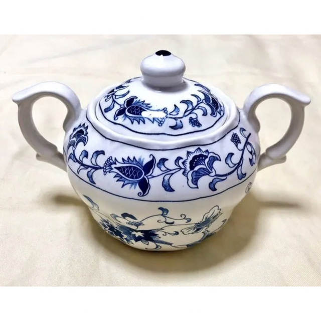 NIKKO DOUBLE PHOENIX 硬 シュガーポット 日本製 白と青の花模様 NIKKO DOUBLE PHOENIX 硬 シュガーポット 日本製 白と青の花模様