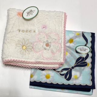 トッカ(TOCCA)のトッカ　大判　花柄タオルハンカチとリボンと花柄ハンカチーフ(ハンカチ)