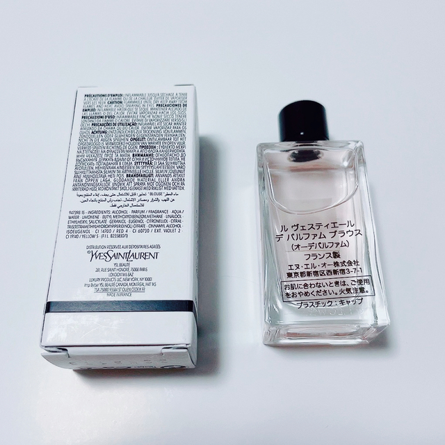 Yves Saint Laurent Beaute(イヴサンローランボーテ)の新品　未開封　YSL ルヴェスティエールデパルファム　ブラウス　 コスメ/美容の香水(香水(女性用))の商品写真