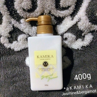 カミカ(KAMIKA)の新品未使用！！　カミカ　シャンプー　ジャスミン&ベルガモットの香り　400g(シャンプー)
