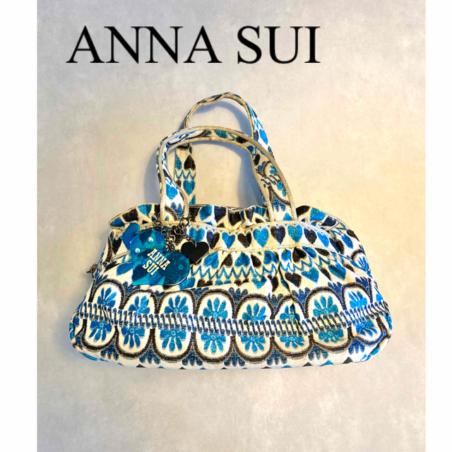 ANNA SUI(アナスイ)の【匿名配送】ANNA SUI  ハートチャーム付きバッグ レディースのバッグ(ハンドバッグ)の商品写真