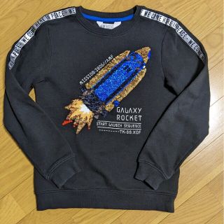 エイチアンドエム(H&M)のH&M ロケット スウェット 黒 140(Tシャツ/カットソー)