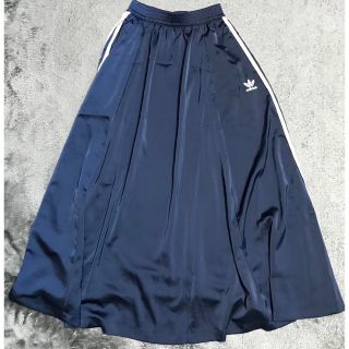 アディダス(adidas)のアディダス　ロングスカート(ロングスカート)