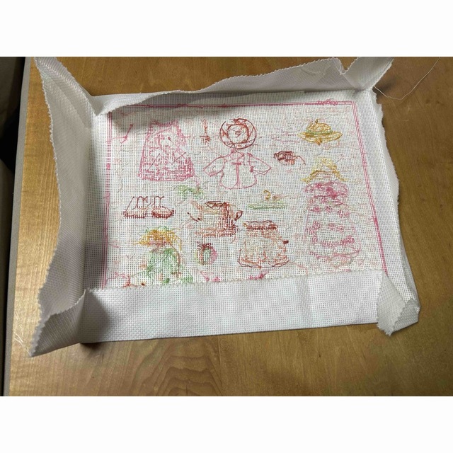 刺繍完成品額入り kidsroom 女の子 4