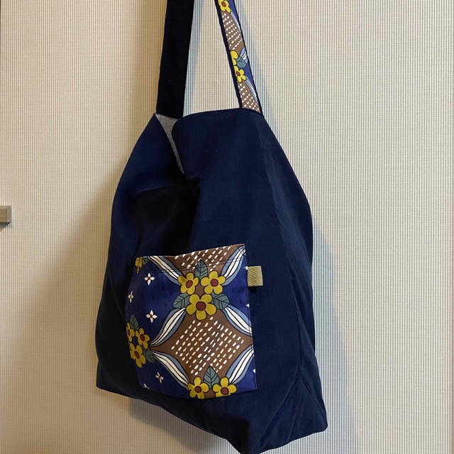 SALE= ショルダーバッグ ハンドメイド 大きめ くったり マチ広め