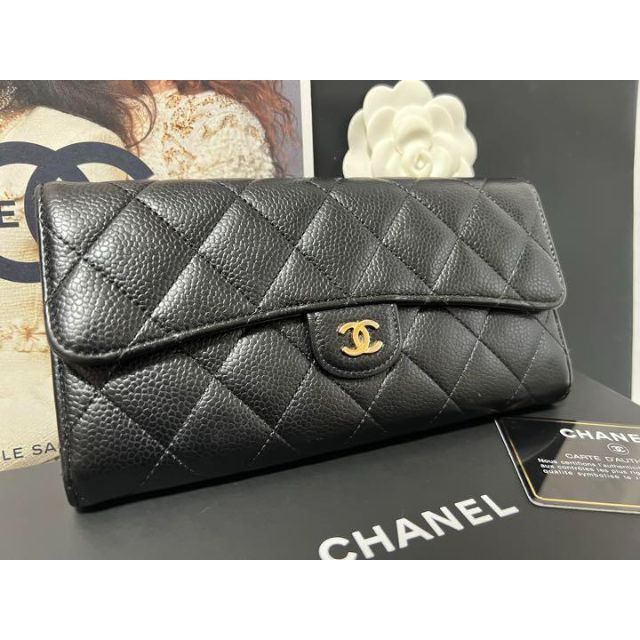 CHANEL - CHANEL マトラッセ キャビアスキン フラップ長財布 ゴールド