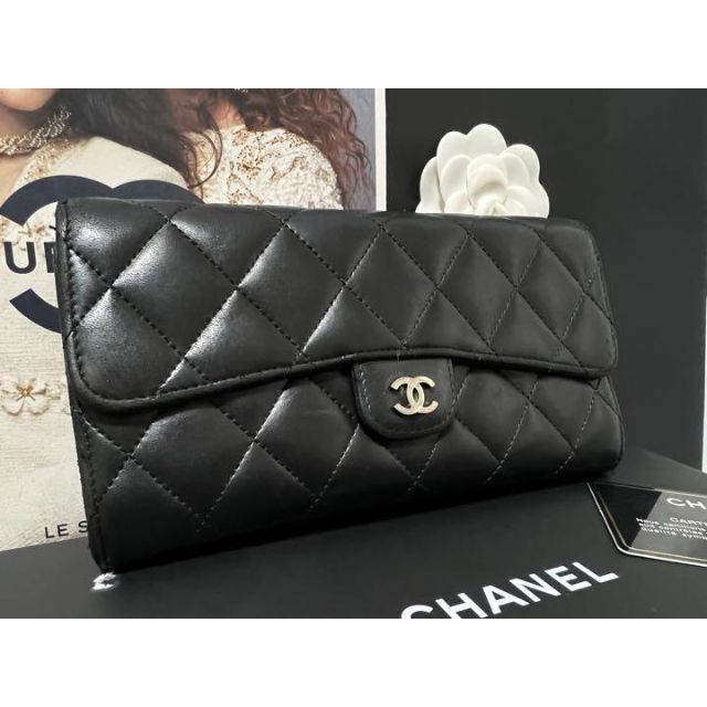 CHANEL マトラッセ フラップ長財布 ラムスキン シルバー金具 - 財布