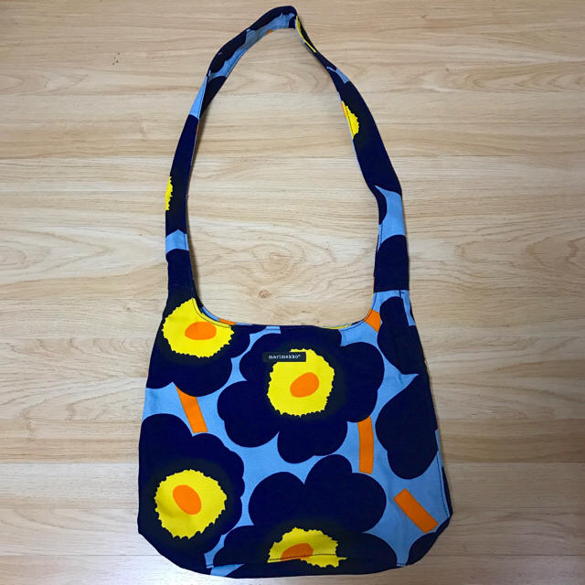 marimekko(マリメッコ)のmarimekko ショルダーバッグ レディースのバッグ(ショルダーバッグ)の商品写真