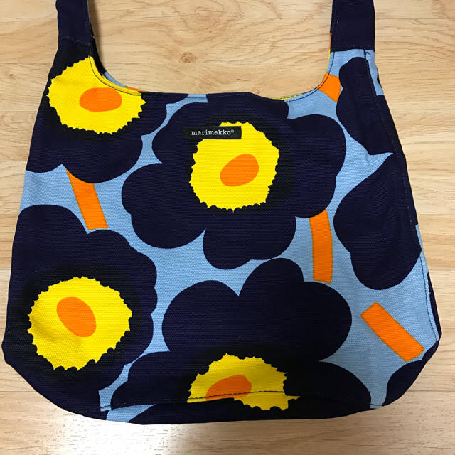 marimekko(マリメッコ)のmarimekko ショルダーバッグ レディースのバッグ(ショルダーバッグ)の商品写真