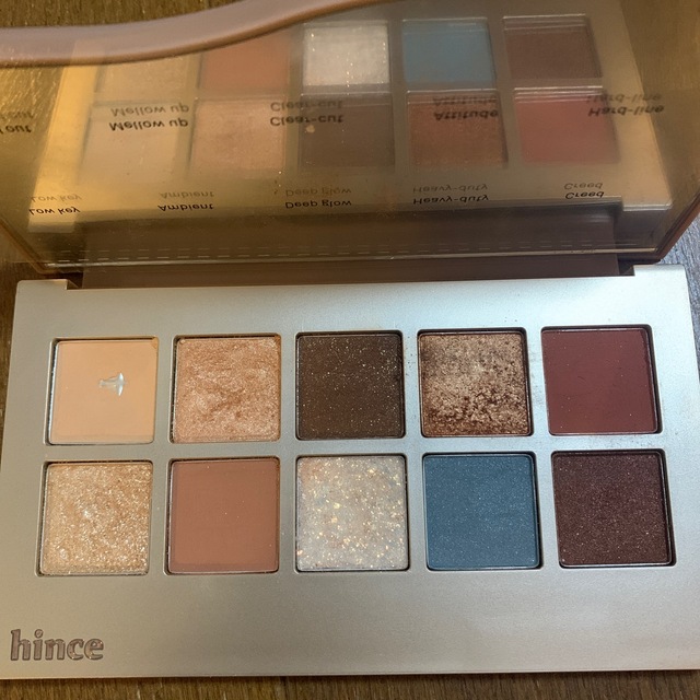 hince(ヒンス)のhince eyeshadow palette ヒンス　アイシャドウパレット コスメ/美容のベースメイク/化粧品(アイシャドウ)の商品写真