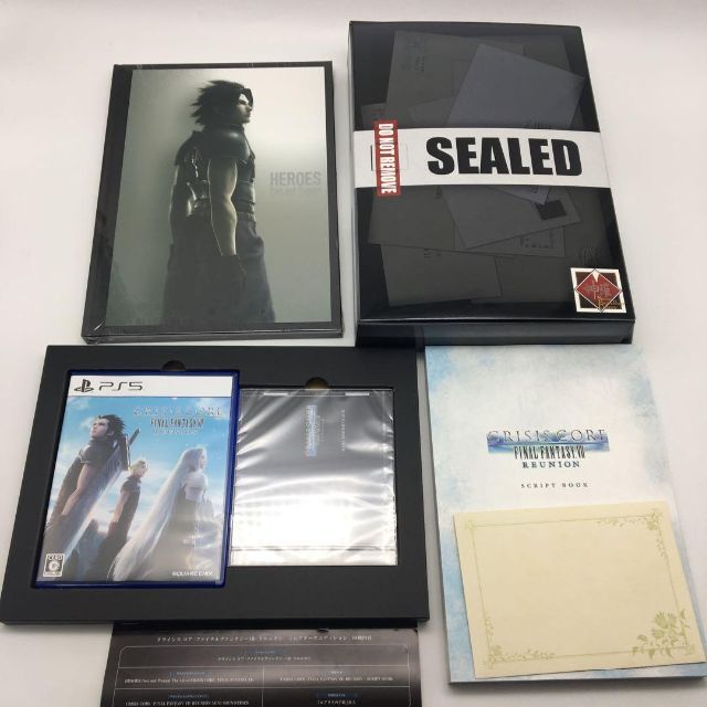 ✨クライシスコアファイナルファンタジー7リユニオンコレクターズ