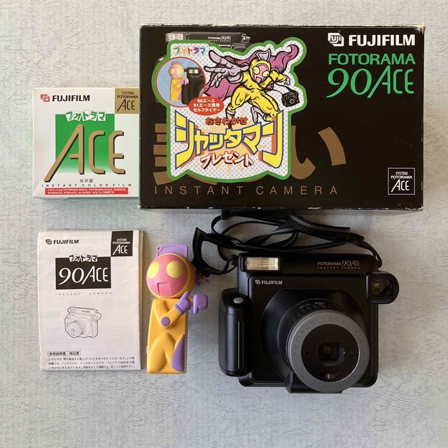 富士フイルム(フジフイルム)のFUJI FILM 90ACE インスタントカメラ/フィルム付き スマホ/家電/カメラのカメラ(フィルムカメラ)の商品写真