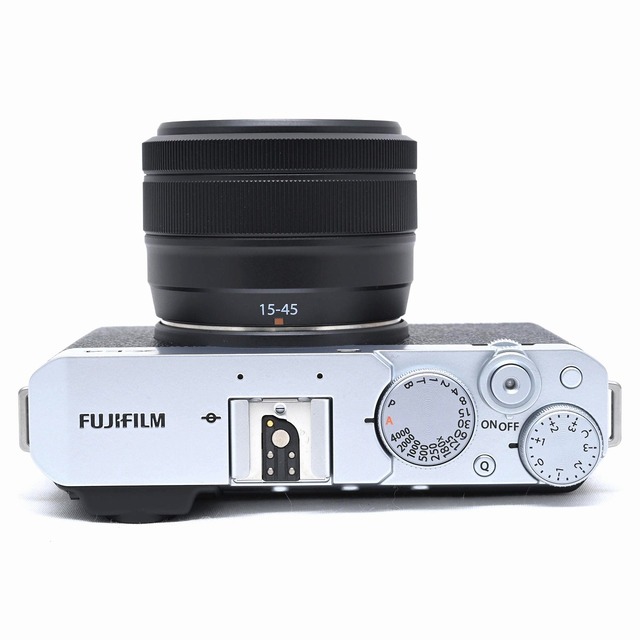 富士フイルム - FUJIFILM X-E4 XC15-45 レンズキット シルバーの 富士フイルム - FUJIFILM X-E4 XC15-45 レンズキット シルバーの