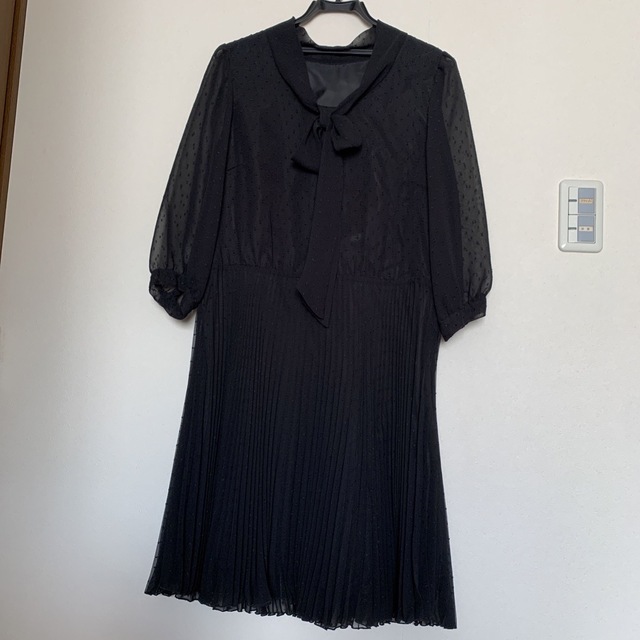 ベルメゾン(ベルメゾン)のブラックワンピース・フォーマル・15号AR レディースのフォーマル/ドレス(礼服/喪服)の商品写真