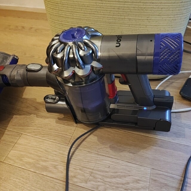 Dyson(ダイソン)の値下げ　ダイソン　掃除機 スマホ/家電/カメラの生活家電(掃除機)の商品写真