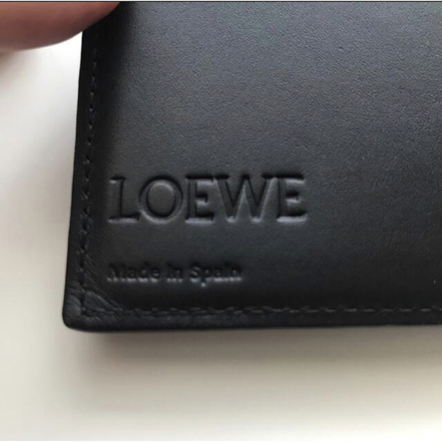 LOEWE(ロエベ)のロエベ トライフォールド ウォレット ミニ財布 LOEWE メンズのファッション小物(折り財布)の商品写真