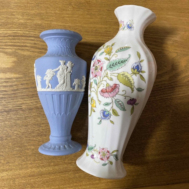 WEDGWOOD(ウェッジウッド)のフラワーベース インテリア/住まい/日用品のインテリア小物(花瓶)の商品写真