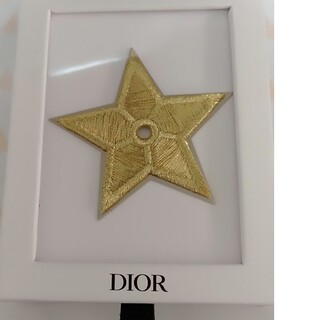 クリスチャンディオール(Christian Dior)の☆〖K47〗Miss Dior星型ピンバッジ(バッジ/ピンバッジ)