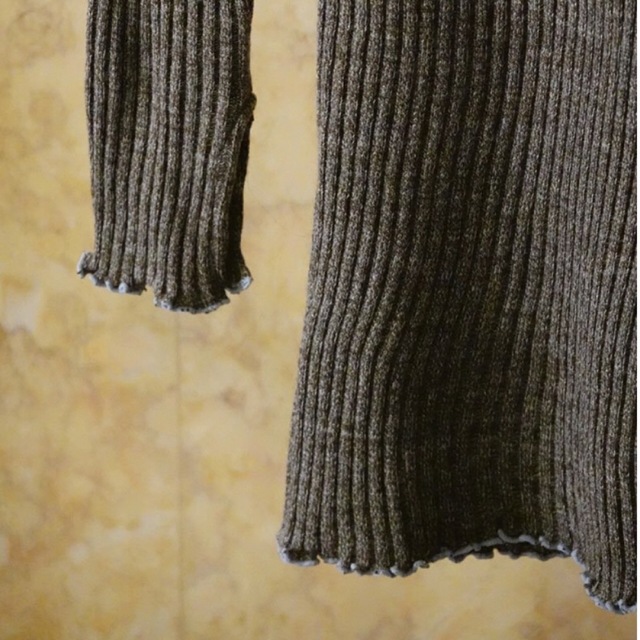 meer.  メーア　Rib Turtle Knit  ベージュ