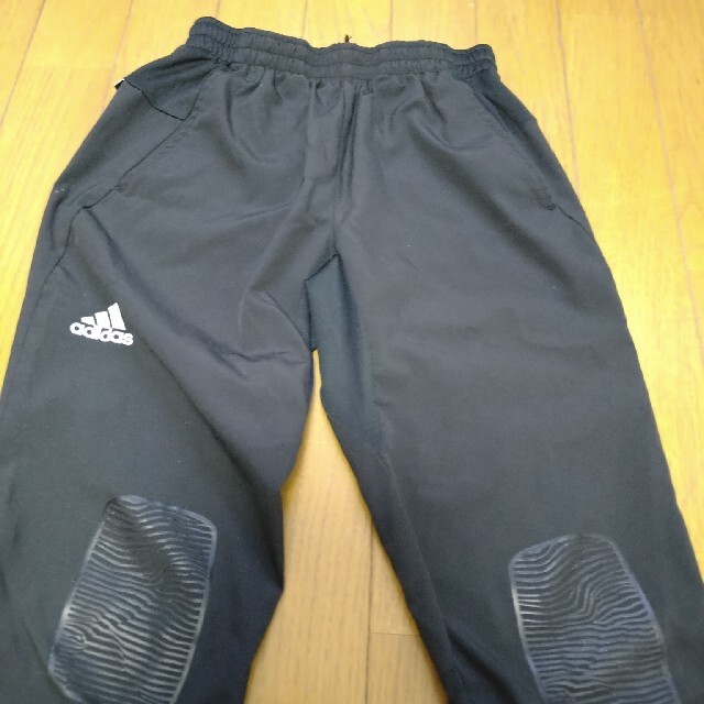 adidas(アディダス)のアディダス ロングパンツ 140サイズ adidas スポーツ  スポーツ/アウトドアのサッカー/フットサル(ウェア)の商品写真