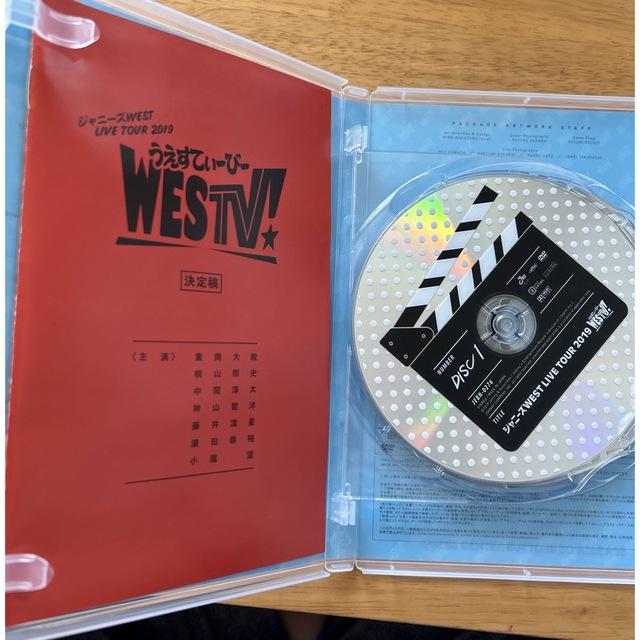 ジャニーズWEST(ジャニーズウエスト)のジャニーズWEST　LIVE　TOUR　2019　WESTV！ DVD エンタメ/ホビーのDVD/ブルーレイ(ミュージック)の商品写真