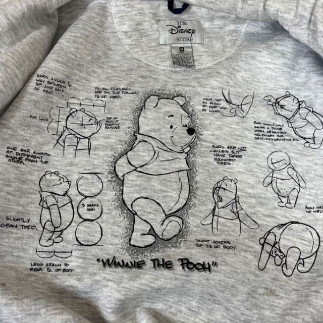 Disney(ディズニー)のアメリカ古着DISNEYディズニークマのプーさん前後刺繍フード付きジャンパーM. メンズのジャケット/アウター(ナイロンジャケット)の商品写真