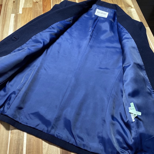 GIO SPORT(ジオスポーツ)のWORLD  GIO SPORT 紺ブレザー　サイズ9 レディースのジャケット/アウター(テーラードジャケット)の商品写真
