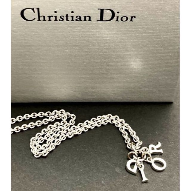 ディオール　ロゴ　ネックレス　Christian Dior