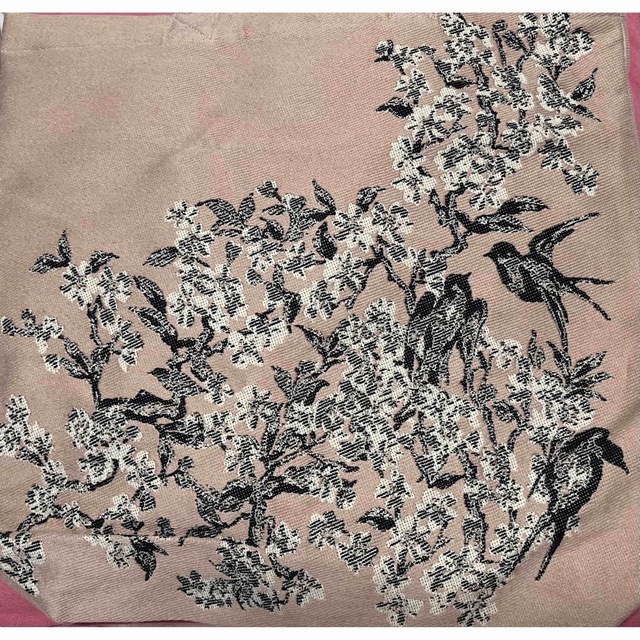 新品　クリスチャンディオール　トートバッグ　ゴブラン織り風　刺繍　花鳥　ピンク系