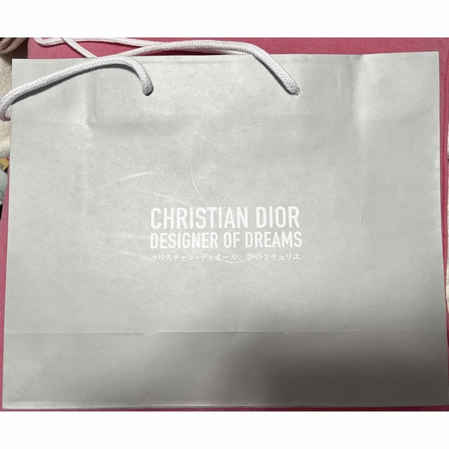 Christian Dior(クリスチャンディオール)の新品　クリスチャンディオール　トートバッグ　ゴブラン織り風　刺繍　花鳥　ピンク系 レディースのバッグ(トートバッグ)の商品写真