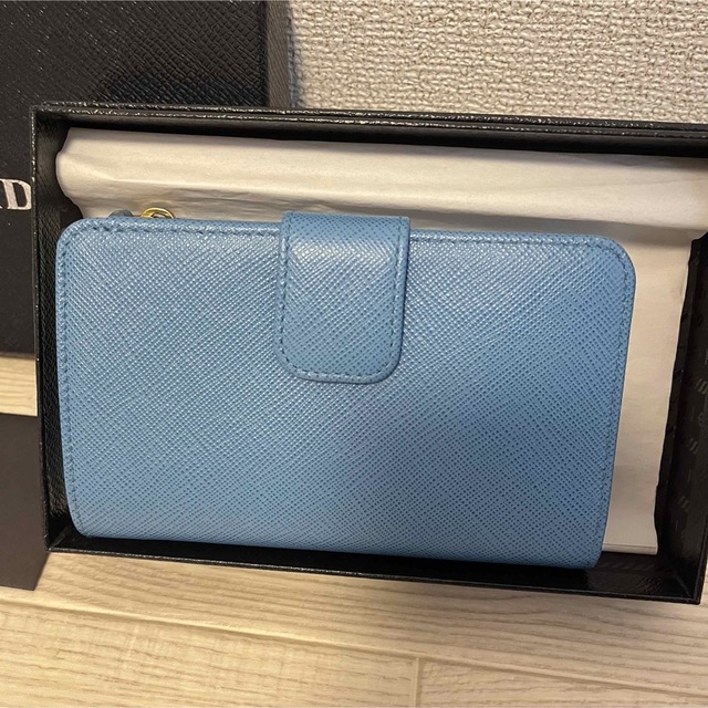PRADA(プラダ)の【新品】PRADA サフィアーノ バイカラー 二つ折り財布 レディースのファッション小物(財布)の商品写真