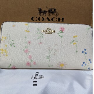 コーチ(COACH)のCOACH  長財布　ラウンドファスナー　細い花柄模様(財布)