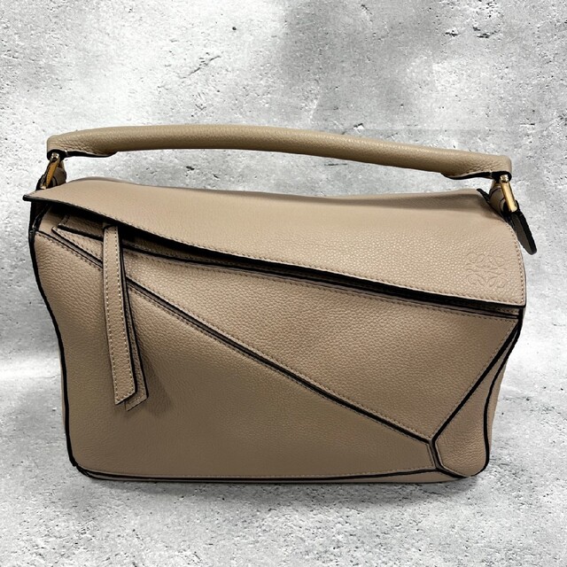 絶品】 LOEWE ショルダーバッグ ハンドバッグ ベージュ サンド パズル