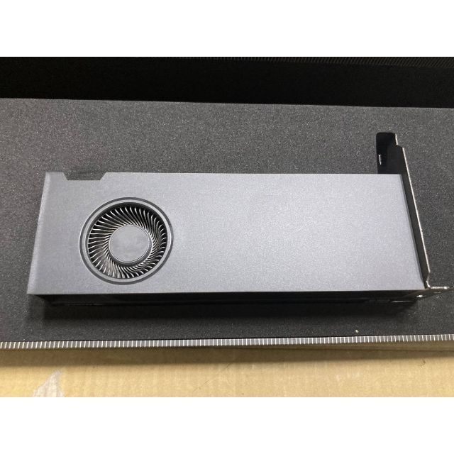 NVIDIA RTX A2000 12G NVIDIA BOX【美品】PCパーツ