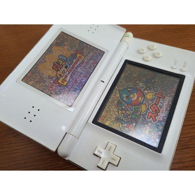 ニンテンドーDS(ニンテンドーDS)のNintendo DS Lite クリスタルホワイト【一応動作品・ジャンク扱い】 エンタメ/ホビーのゲームソフト/ゲーム機本体(携帯用ゲーム機本体)の商品写真