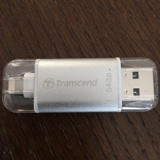 Transcend(トランセンド)のiPhone対応USBメモリ64G　Transcend スマホ/家電/カメラのPC/タブレット(PC周辺機器)の商品写真