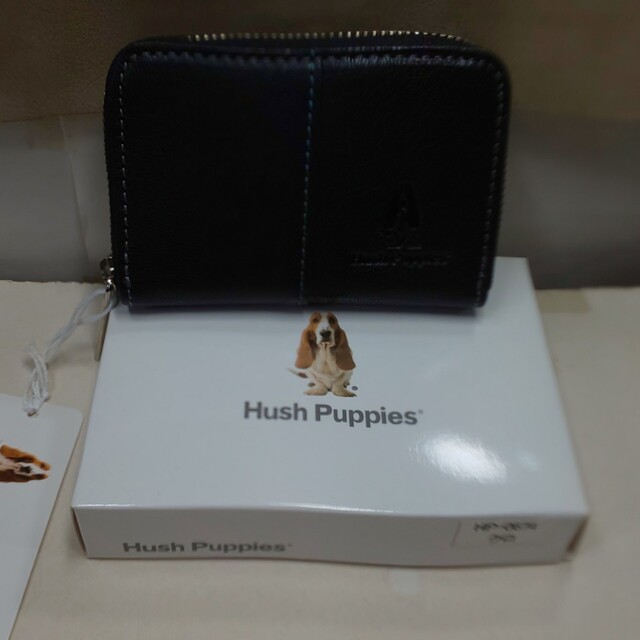 Hush Puppies(ハッシュパピー)の新品未使用、タグ箱付き、Hushpuppies、山羊革、小銭入れ メンズのファッション小物(コインケース/小銭入れ)の商品写真