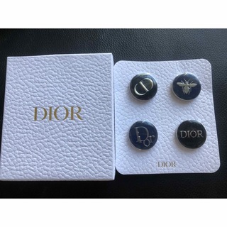ディオール(Dior)のDIOR♡シルバー会員　ノベルティ　ピンバッジ(ノベルティグッズ)
